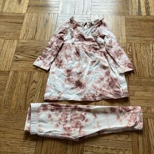 H&M tie-dye shirt and pants set